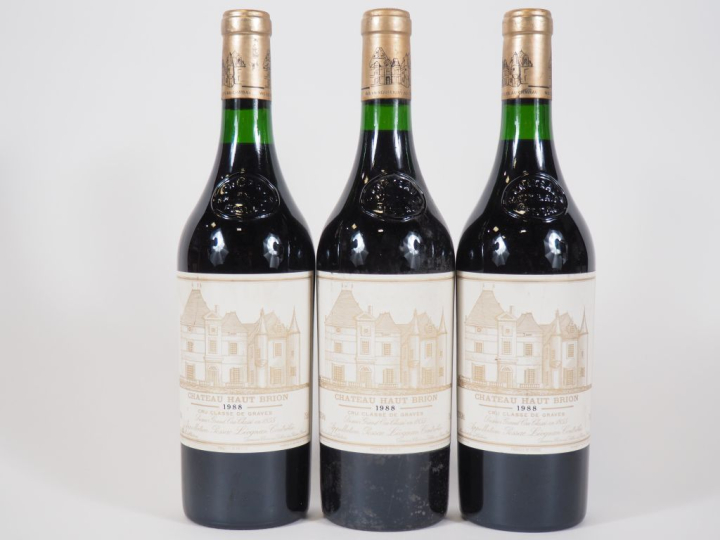 3 BOUTEILLES CHÂTEAU HAUT BRION 1er GCC GRAVES - 1988
