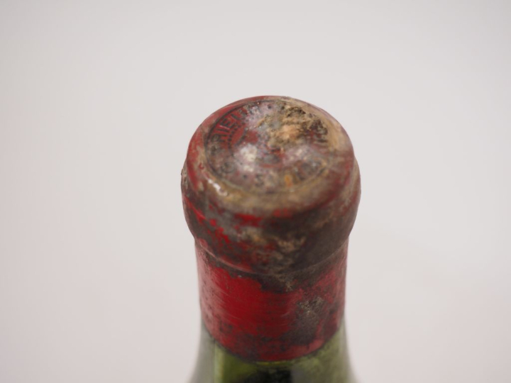 1 BOUTEILLE GEVREY CHAMBERTIN G. PRIEUR - 1950 - 5 CM/ETA/CAPS CORRODÉ
