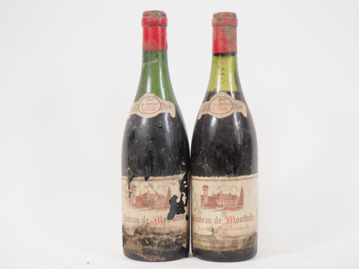 2 BOUTEILLES CHÂTEAU DE MONTHELIE SUREMAIN - 1958 - 1 à 4,5 CM/BS/BOUC