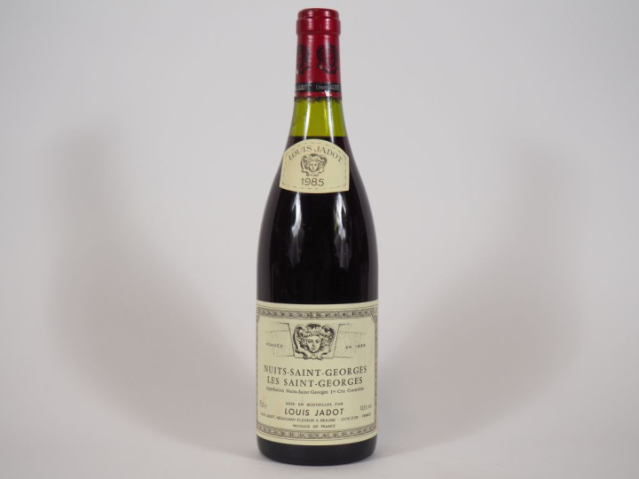 1 BOUTEILLE NUITS SAINT GEORGES 1er CRU 'LES SAINT-GEORGES' LOUIS JADO