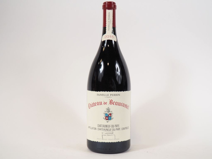 1 MAGNUM CHÂTEAUNEUF DU PAPE CHÂTEAU DE BEAUCASTEL  - 2015 - CBO