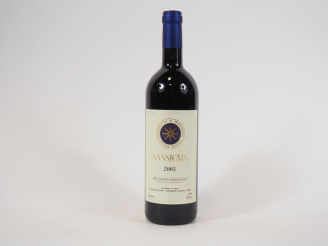 Vente aux enchères 1 BOUTEILLE BOLGHERI SASSICAIA TENUTA SAN GUIDO - 2005  - PAPIER DE SO