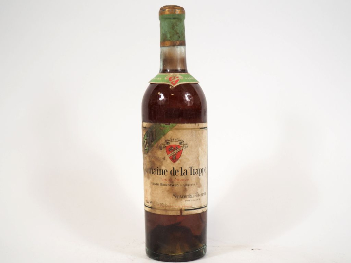 1 VIEILLE BOUTEILLE MUSCAT DOMAINE DE LA TRAPPE HENRI BORGEAUD - BS/ET