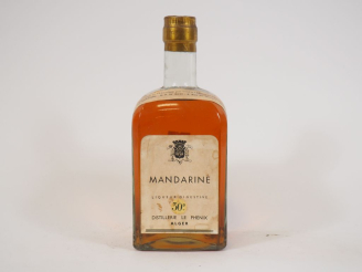 Vente aux enchères 1 VIEILLE BOUTEILLE MANDARINE DISTILLERIE LE PHENIX ALGER 30°