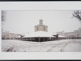 Vente aux enchères Jean luc SARDE.  "La halle de Revel sous la neige" Grande photographie