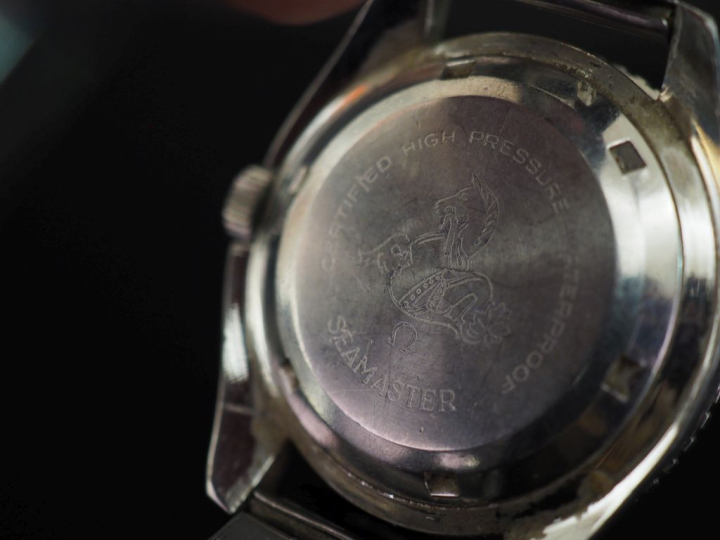OMEGA Seamaster 300 Montre bracelet de plongée en acier Boîtier rond, 