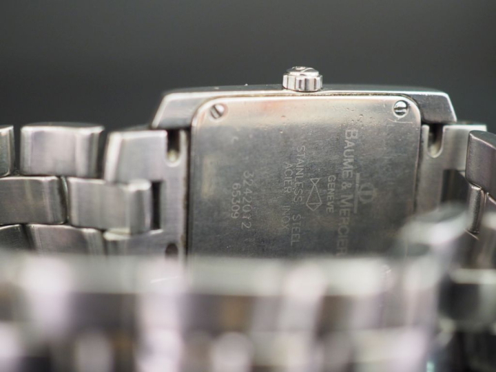 BAUME MERCIER No. 2342012 No. 65309 Montre bracelet en acier Boîtier r