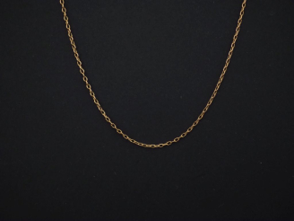 Vente aux enchères Chaine en or jaune 750, maille forçat.  Long. 55 cm Poids. 2,90 g  (fe