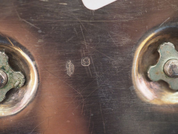 Saucière et son dormant de style Louix XV en argent 925, poinçon Miner