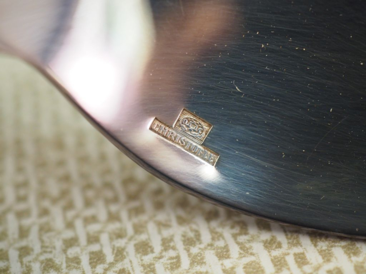 CHRISTOFLE, modèle Perle Partie de ménagère en métal argenté. Comprena