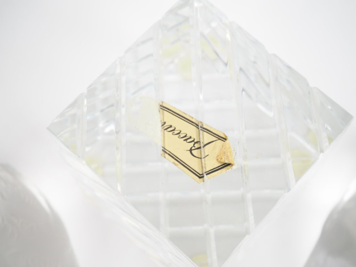BACCARAT.  2 sujets en cristal moulé "canard" Dim. 5 x 12,5 cm  Dim. 4