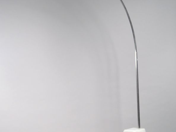 ARCO par Achille Castiglioni pour Flos   Pier.  Lampadaire marbre et m