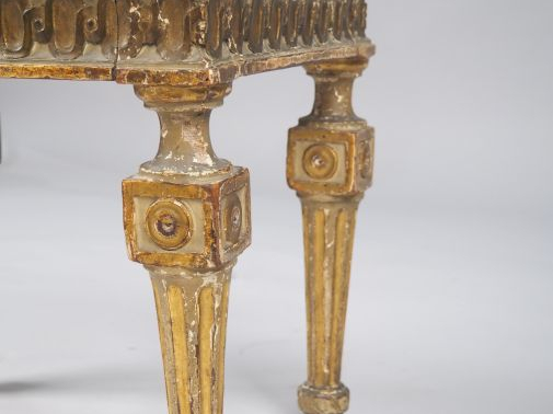 Tabouret italien fin XVIIIème en bois laqué gris et doré à décor de pi