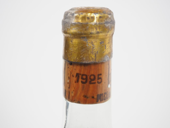 1 BOUTEILLE CHÂTEAU D'YQUEM 1er CCS SAUTERNES - 1925 - LB/EA/BELLE COU
