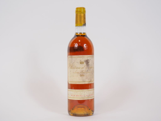 Vente aux enchères 1 BOUTEILLE CHÂTEAU D'YQUEM 1er CCS SAUTERNES - 1990 - ETA/CAPS ABIMÉE