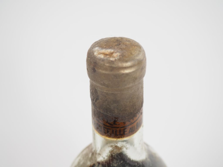 1 VIEILLE BOUTEILLE CHÂTEAU D'ARCHE CC SAUTERNES - NM/VIDANGE/ETA 