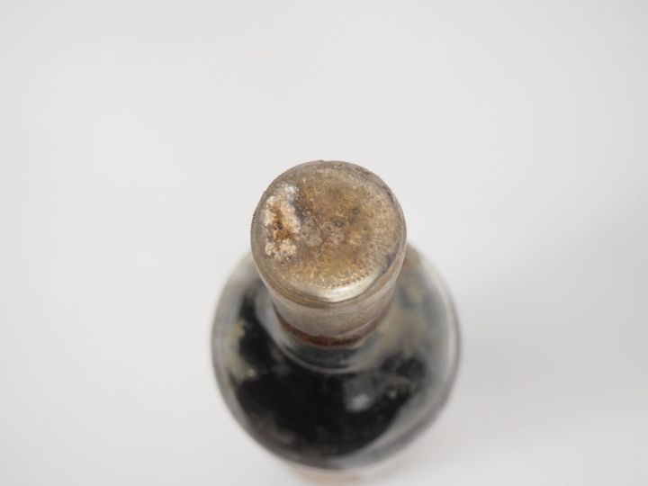 1 VIEILLE BOUTEILLE CHÂTEAU D'ARCHE CC SAUTERNES - NM/VIDANGE/ETA 
