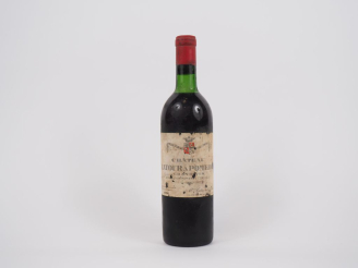 Vente aux enchères 1 BOUTEILLES CHÂTEAU LATOUR A POMEROL - 1966 - LB-HEP/EA
