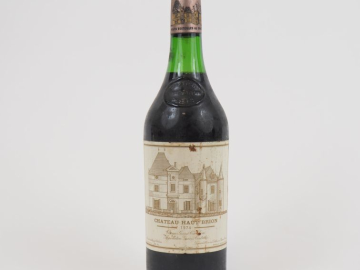 1 BOUTEILLE CHÂTEAU HAUT BRION 1er GCC GRAVES - 1974 - ELT