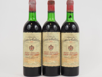 Vente aux enchères 3 BOUTEILLES CHÂTEAU CANON LA GAFFELIÈRE GCC ST EMILION 1975 - 2 LB/1 