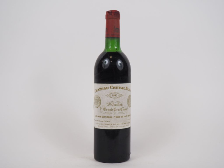 1 BOUTEILLE CHATEAU CHEVAL BLANC 1er GCC ST EMILION - 1982 - LB