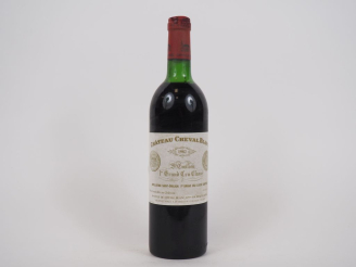 Vente aux enchères 1 BOUTEILLE CHATEAU CHEVAL BLANC 1er GCC ST EMILION - 1982 - LB