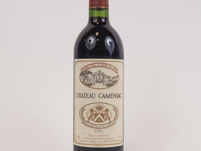 1 BOUTEILLE CHÂTEAU DE CAMENSAC GCC HAUT MÉDOC - 1982