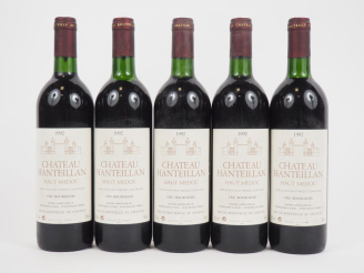 Vente aux enchères 5 BOUTEILLES CHÂTEAU HANTEILLAN CB HAUT MEDOC - 1992 - 3 BG/1 LB/1 HEP