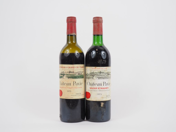 2 BOUTEILLES CHÂTEAU PAVIE 1er GCC ST EMILION : 1 de 1974 LB/1 de 1979