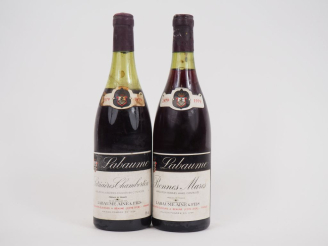 Vente aux enchères 2 BOUTEILLES LABAUME 1979 : 1 LATRICIÈRES CHAMBERTIN 5 CM/1 BONNES MAR