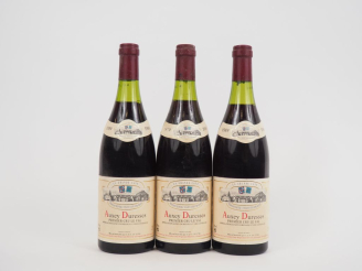Vente aux enchères 3 BOUTEILLES AUXEY DURESSES 1er CRU LA GRANDE CAVE - 1989 - 3,5 CM