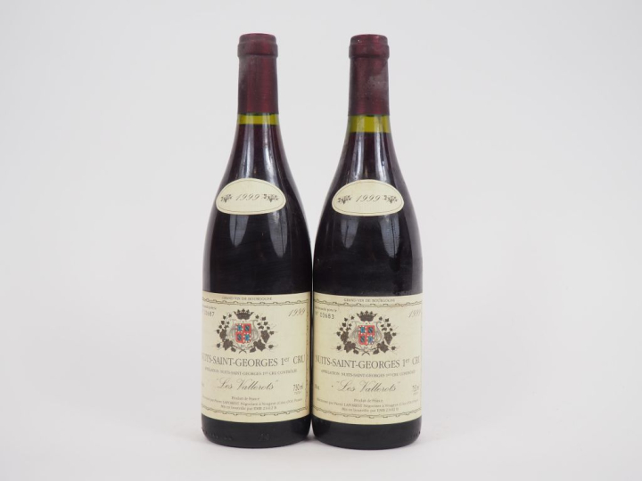 2 BOUTEILLES NUITS SAINT GEORGES 1er CRU "LES VALLEROTS" P. LAFOREST -