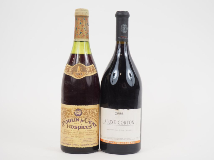 2 BOUTEILLES : 1 MOULIN A VENT DES HOSPICES 1976/1 ALOXE CORTON DOMAIN