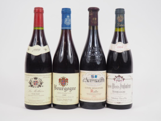 Vente aux enchères 4 BOUTEILLES : 1 VOLNAY LA MOTHIÈRE P. LAFOREST 1999/1 BOURGOGNE 2000/