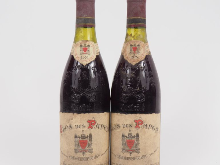 2 BOUTEILLES CHÂTEAUNEUF DU PAPE CLOS DES PAPES PAUL AVRIL - 1976 - 4 