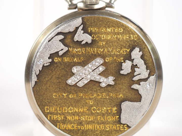 LONGINES.  Boitier No. 74923 Mouvement No. 4838578  Montre historique 