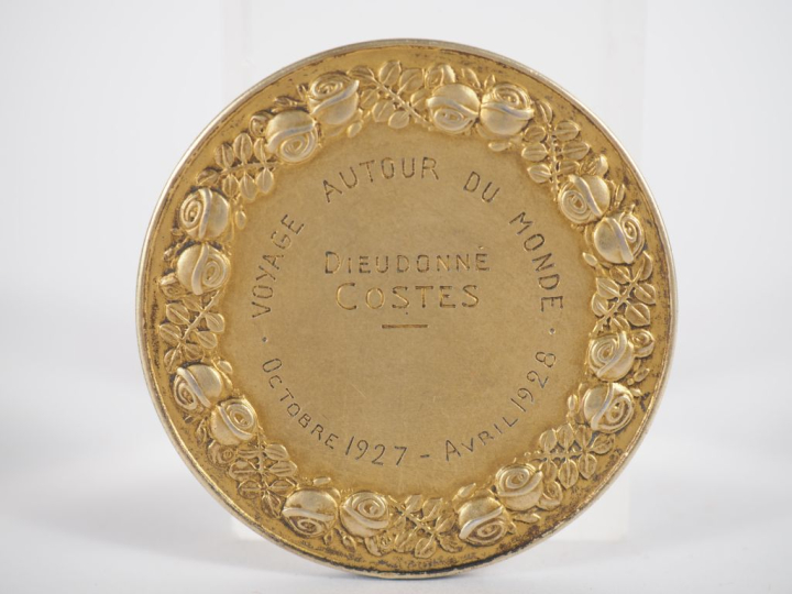 MASCAUX.  Médaille en argent doré "Aviation" "Voyage autour du Monde D