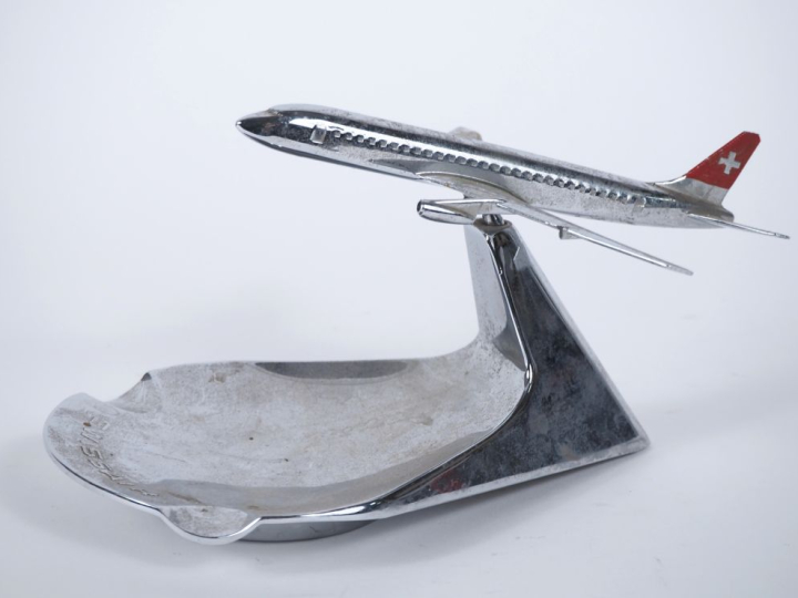 Coupelle et avion chromé Suiss Air.
