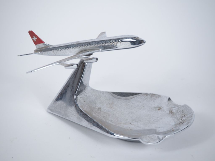 Coupelle et avion chromé Suiss Air.