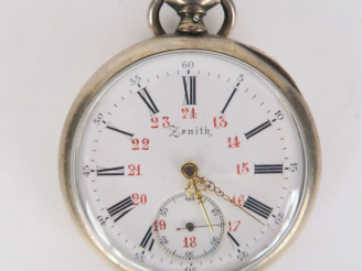 Vente aux enchères ZENITH. Montre de gousset en argent, à décor de rinceaux feuillagés, c