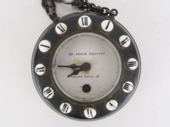 Charles OUDIN. Montre de gousset en métal patiné noir. Cadran émaillé 