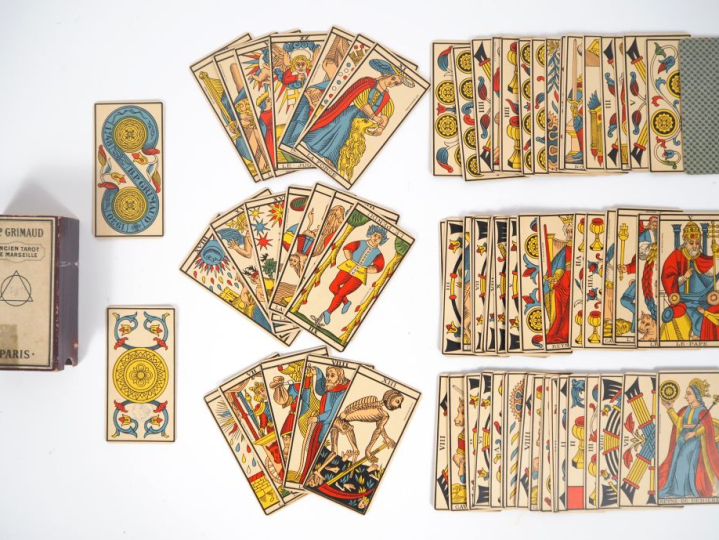 GRIMAUD. Jeu de tarot divinatoire 1930. Complet.