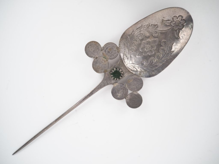 Cuillère décorative péruvienne en argent 925, ornée d'un cabochon en v
