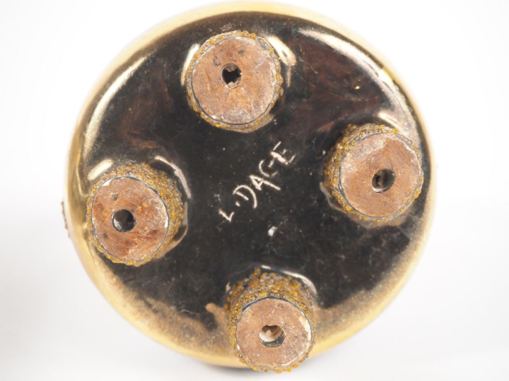 Louis DAGE. 3 différents vases en céramique. Signés. H. de 17 à 21 cm.