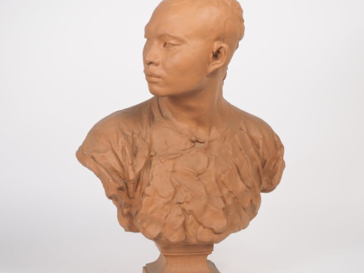 Jean-Baptiste CARPEAUX (d'après). "Le chinois". Sculpture en plâtre pa