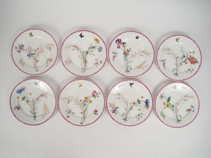 Manufacture de VIEILLARD à Bordeaux. Partie de service de table en faï