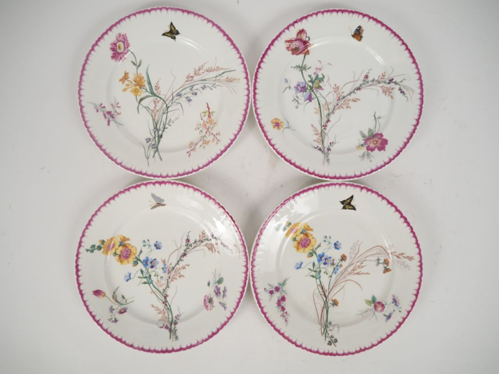 Manufacture de VIEILLARD à Bordeaux. Partie de service de table en faï