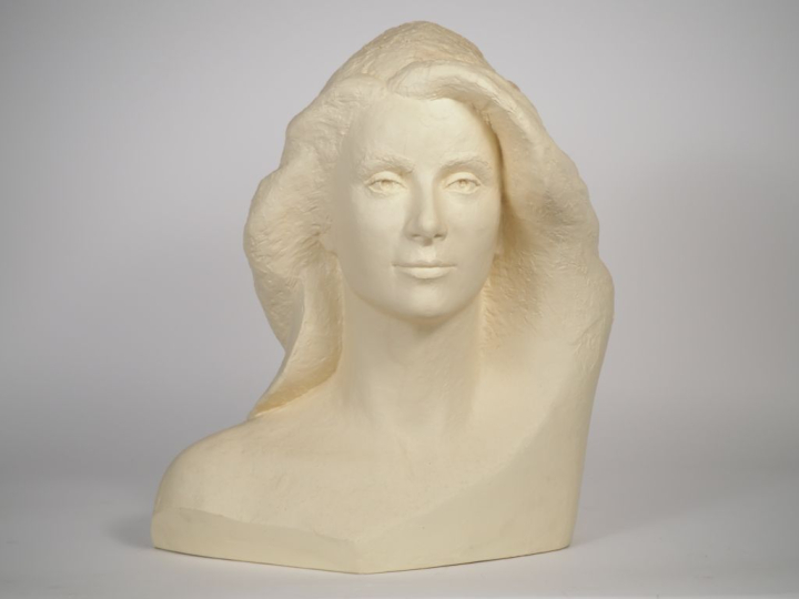 Ecole française XXème. "Marianne". Plâtre d'atelier. H. 57 cm. (Petite