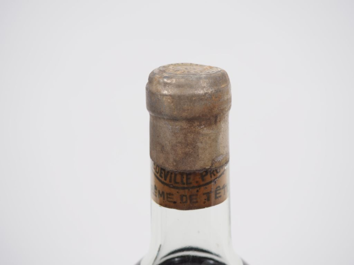 1 VIEILLE BOUTEILLE CHÂTEAU GILETTE "CRÈME DE TÊTE" SAUTERNES - 1947 -