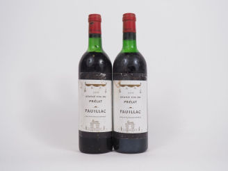 Vente aux enchères 2 BOUTEILLES GRAND VIN DU PRÉLAT PAUILLAC - 1979 - 1 HEP/1 MEP-HEP
